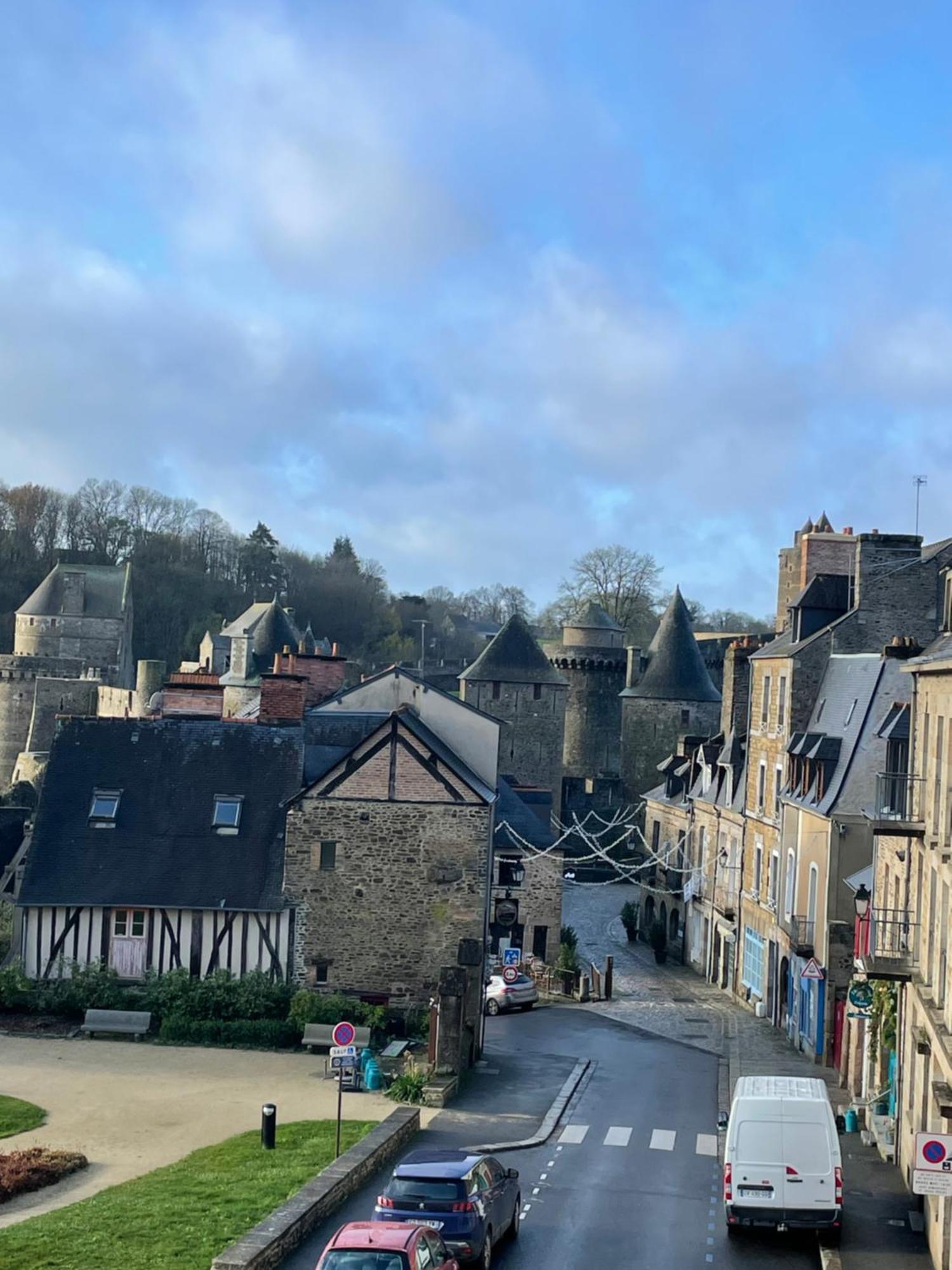 Le Relais Medieval Fougères Eksteriør bilde